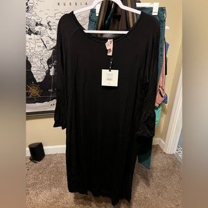 NWT WALKER DRESS SIZE X-LARGE AGNES & DORA